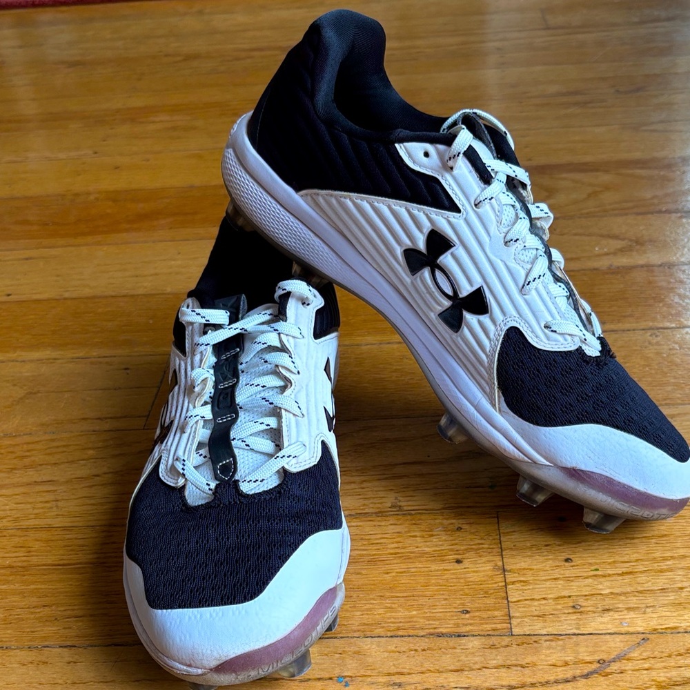 Under Armour Black and White Baseball Cleats